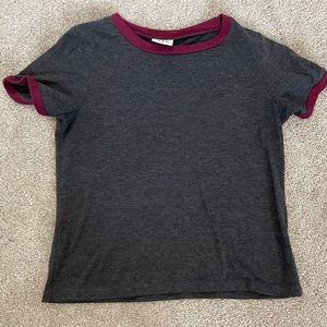 Tilly’s cropped tee